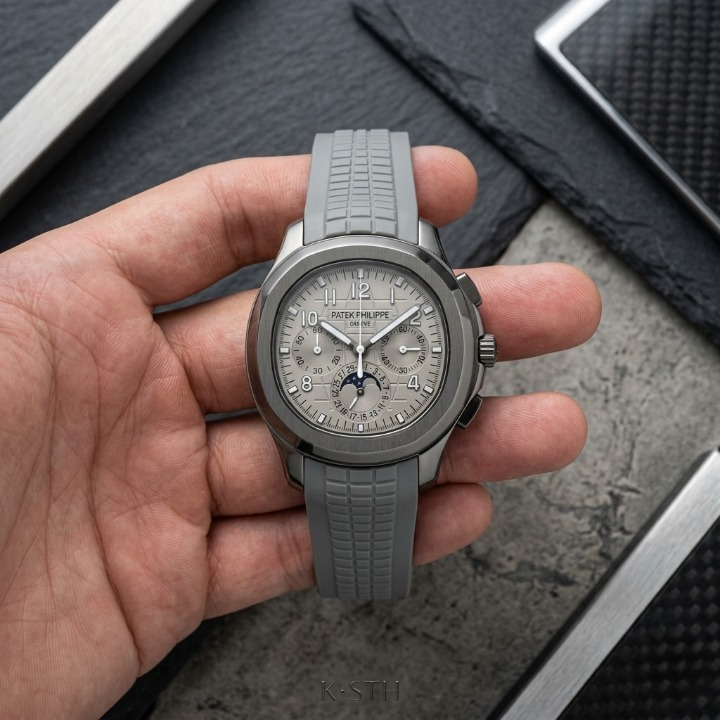 chronograph men watch – black rubber strap sports style chronograph men watch – black rubber strap sports style